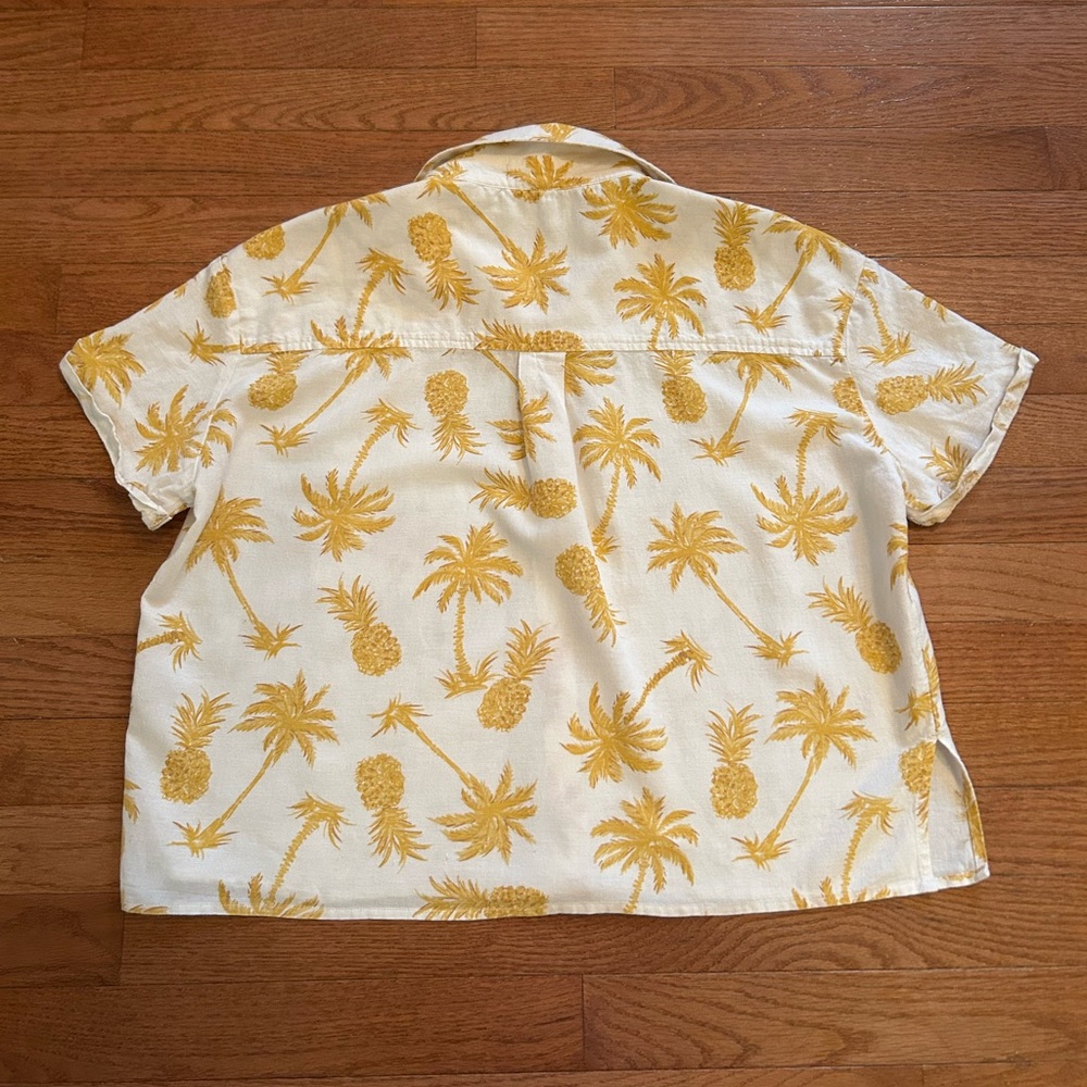 Billabong Boxy Cropped Pineapple And Palm Trees Short Sleeve Button Down - Picture 3 of 4